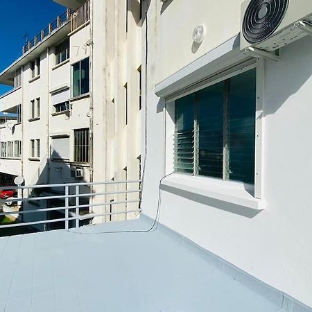 Le Sunshine - Au Coeur Du Centre Ville De Pointe- A- Pitre - Proche De Tout Avec Sa Grande Terrasse Ensoleillee Buitenkant foto